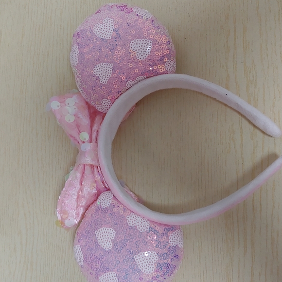 Disney Accessories - Disney sequin headband